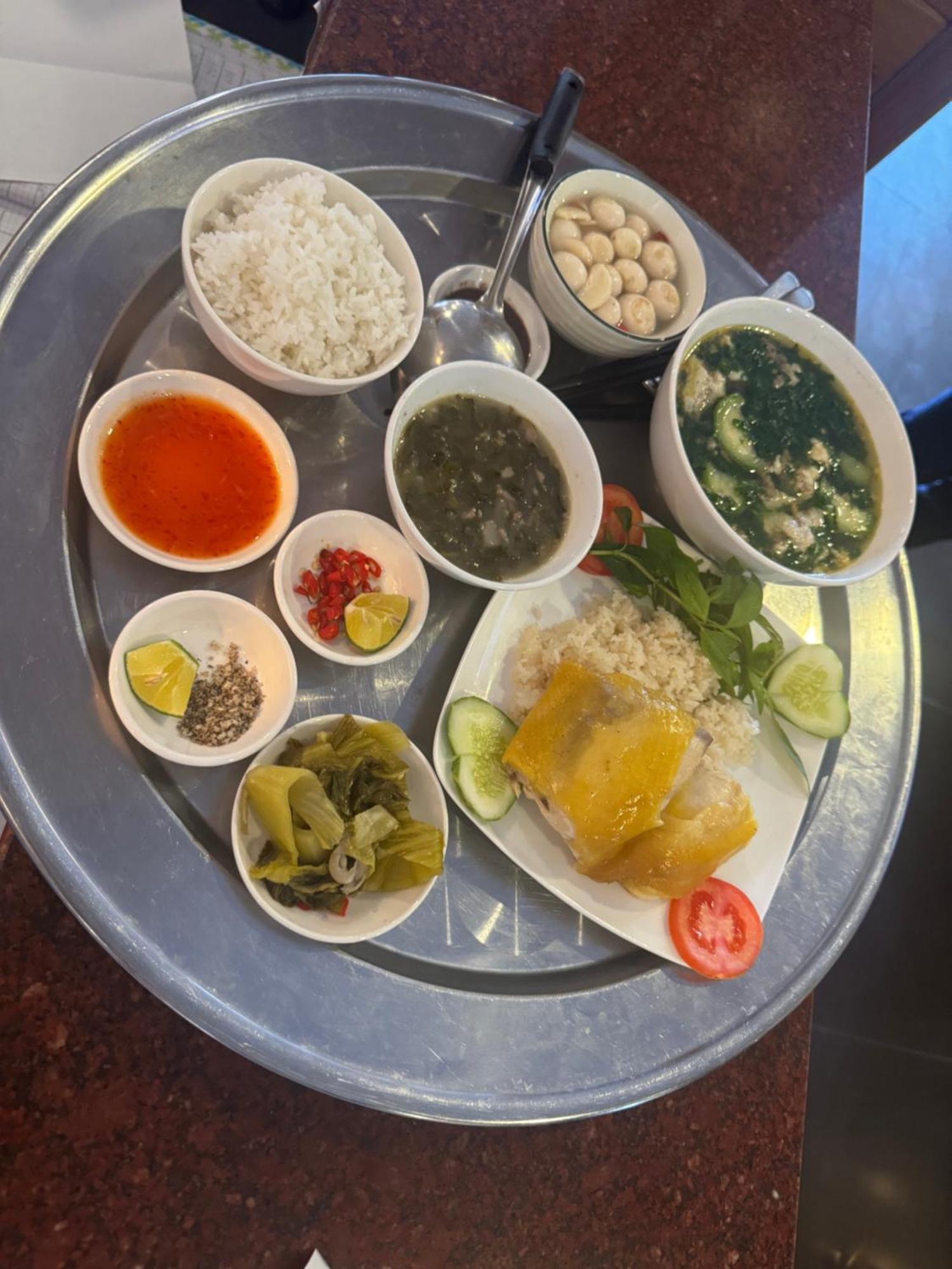 Ha Long Hotel Bandar Ho Chi Minh Luaran gambar